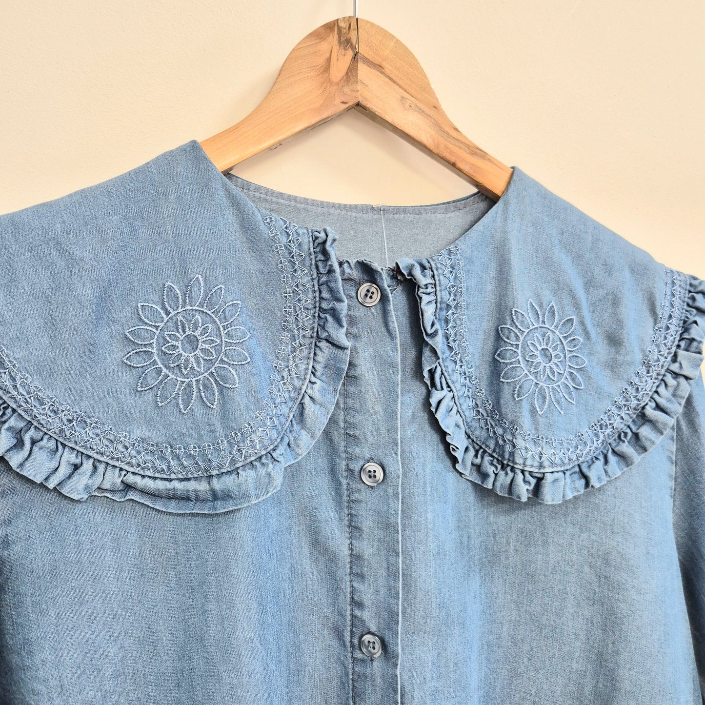 Aponi Collared Prairie Blouse in Denim Blue