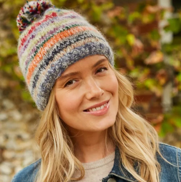 Coroico Bobble Beanie