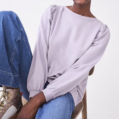 Puff Sleeve Sweatshirt in Lilac