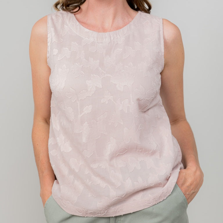 Lily & Me Cora Jacquard Vest in Soft Pink