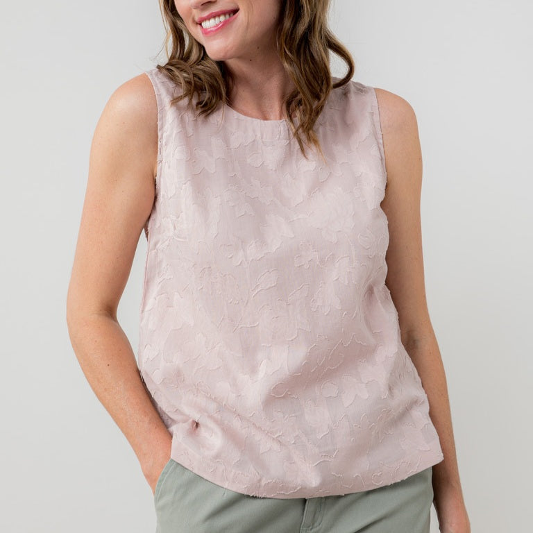 Lily & Me Cora Jacquard Vest in Soft Pink