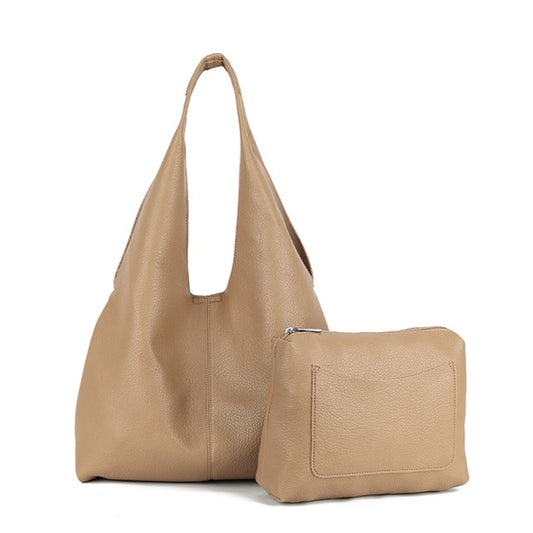 Slouch Shoulder Bag in Camel