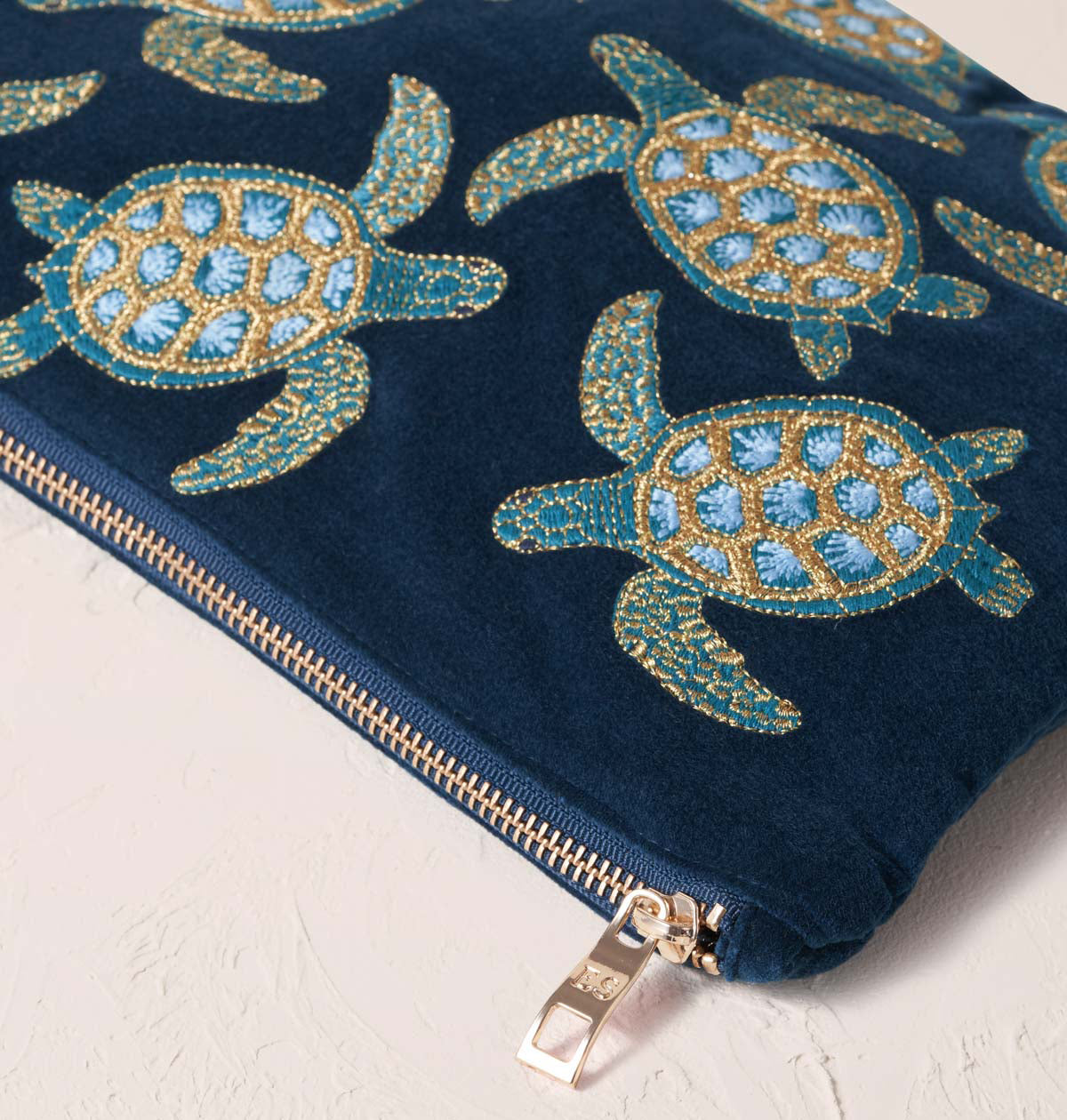 Turtle Conservation Everyday Pouch in Marine