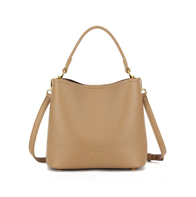 Chlo Shoulder Bag in Camel