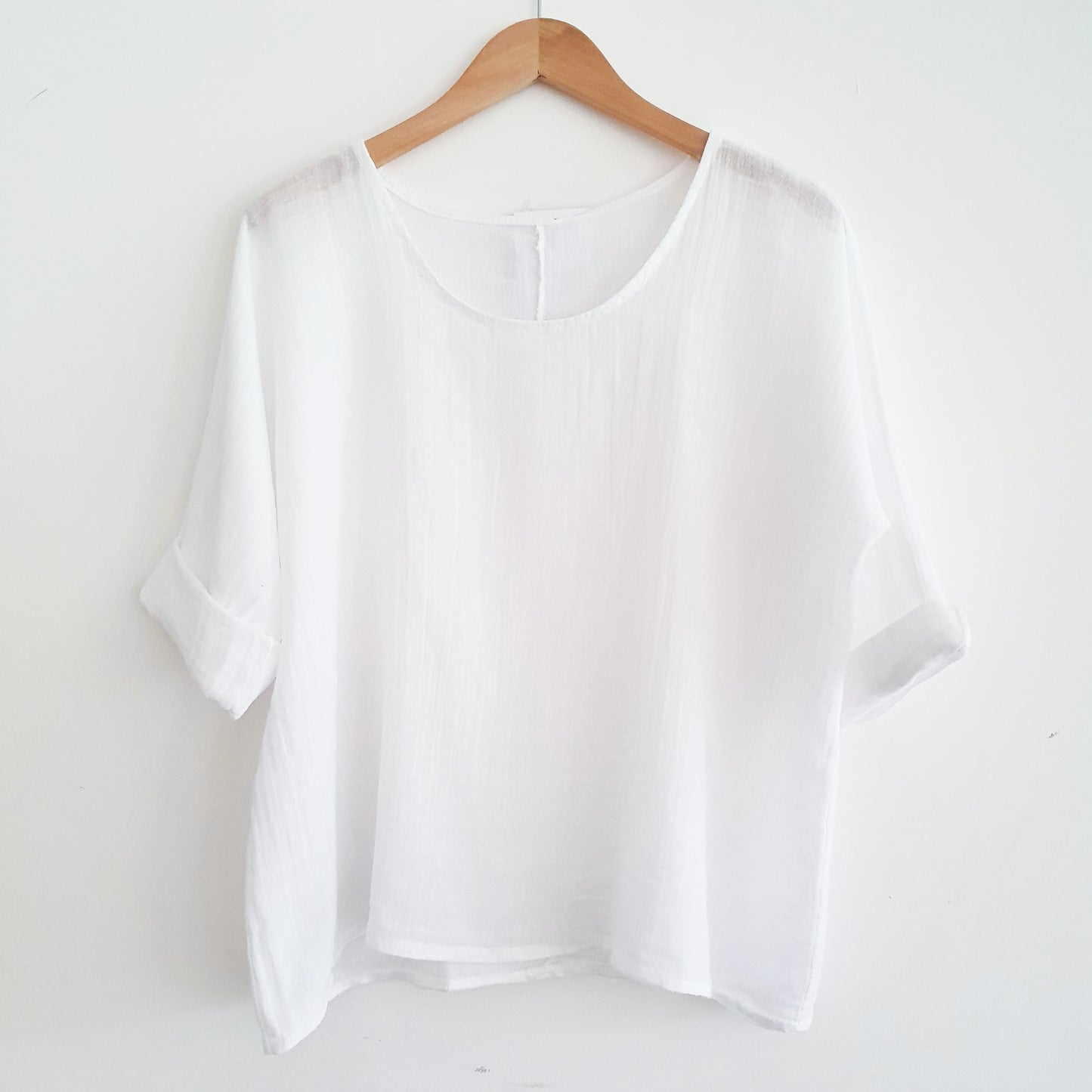 Cropped Linen Top in White