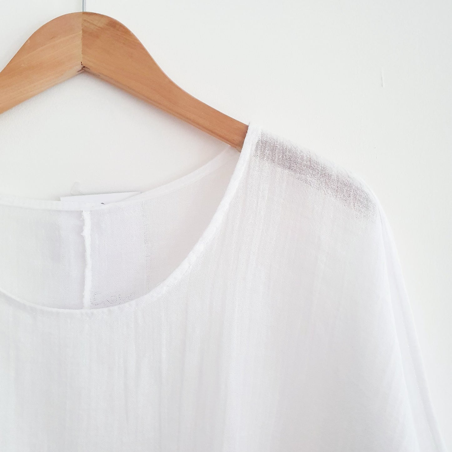 Cropped Linen Top in White